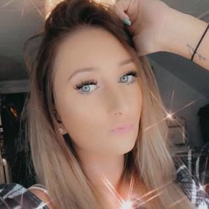Meet your Posher, Jillian